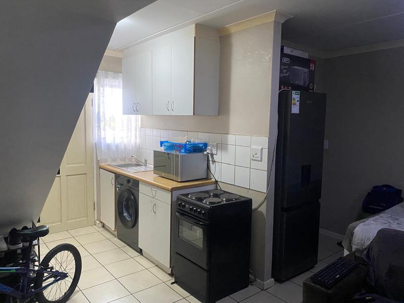 2 Bedroom Property for Sale in Maitland Western Cape